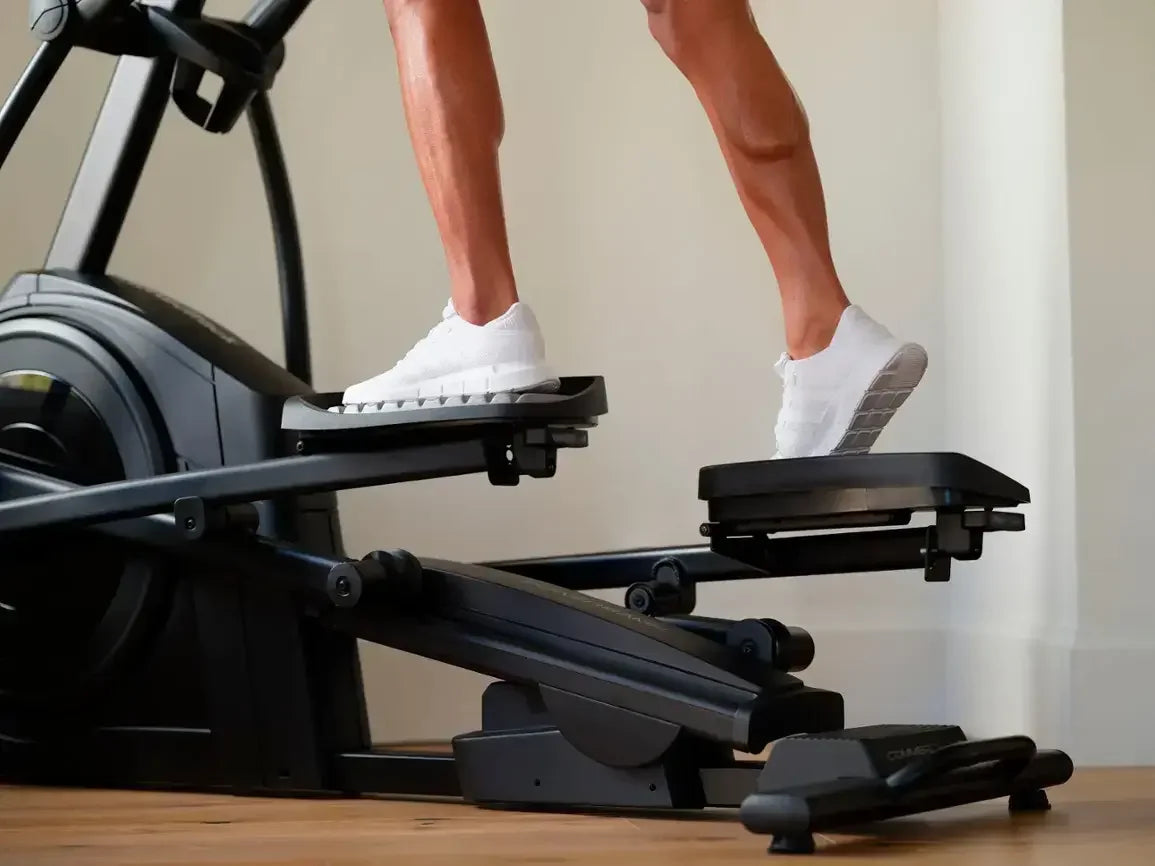 Elliptical Crosstrainer Airglide 14i - Almac Sports